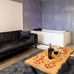 Arena Luxury Отель